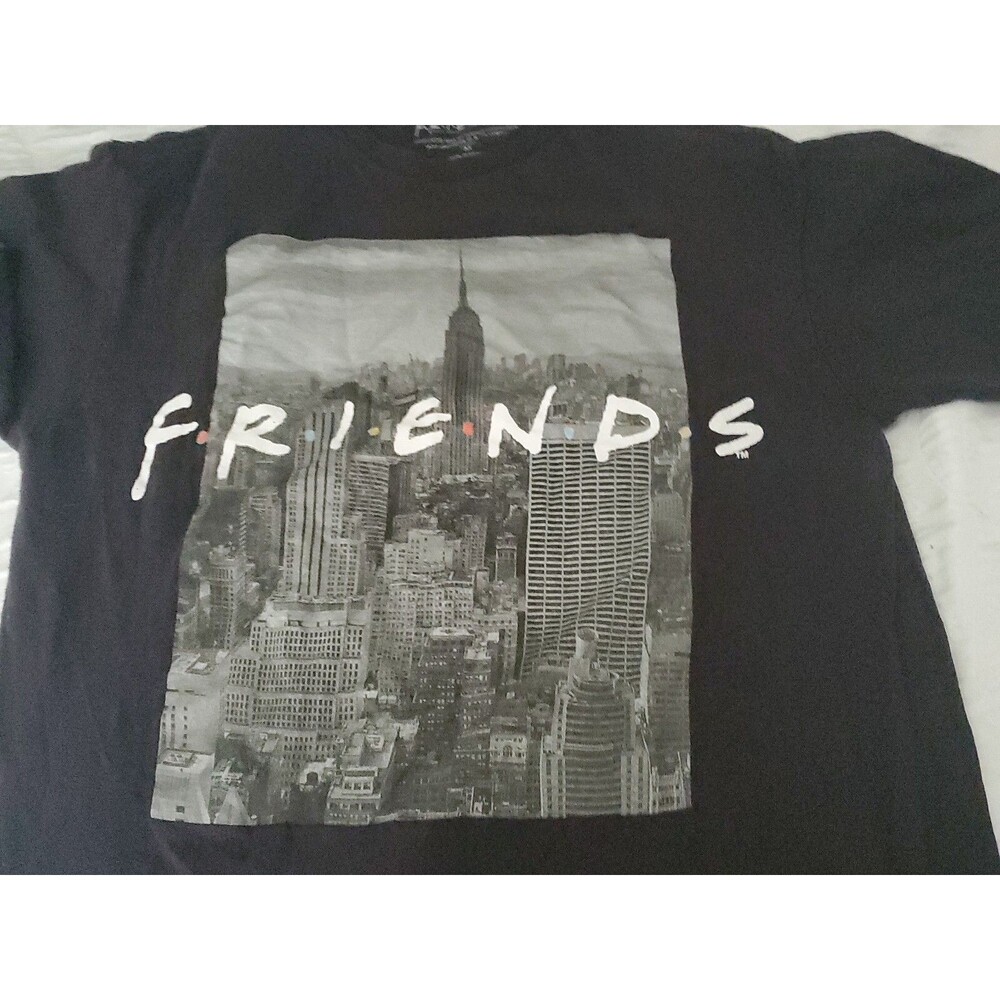 Friends TV Show New York City Picture Black Cotton T-shirt Size Small